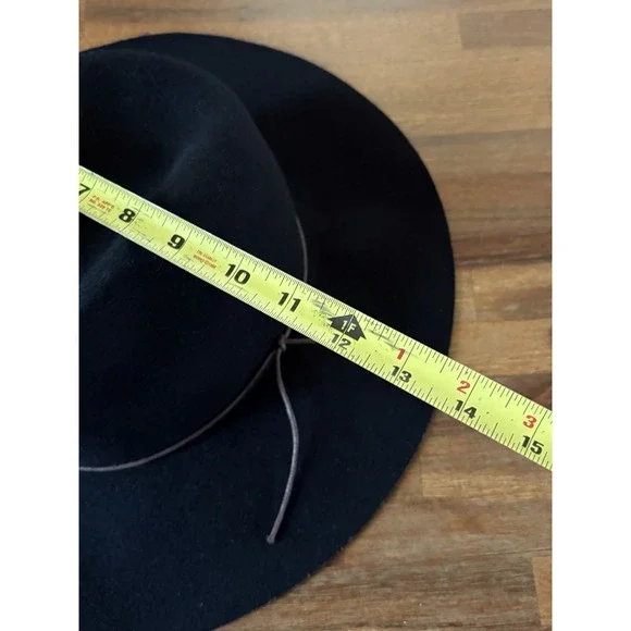 Peter Grimm Women's Hat True Character Black 100% Wool Boho Cap - Picture 8 of 16